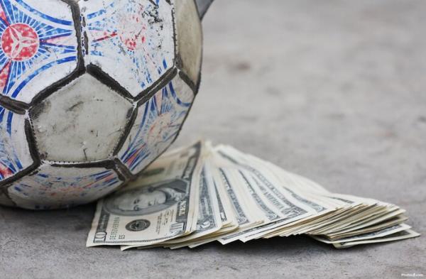 گزارش فیفا از رشد سرسام آور هزینه نقل وانتقالات فوتبال در یک دهه اخیر