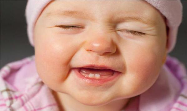 دانستنی های لازم در ارتباط دندان درآوردن کودک